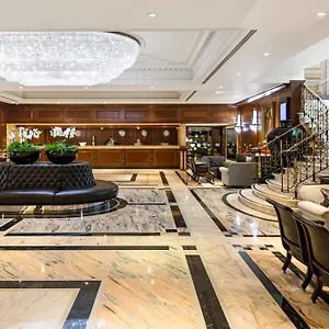 ホテル Radisson Blu Hotel, London Heathrow ヒースロー